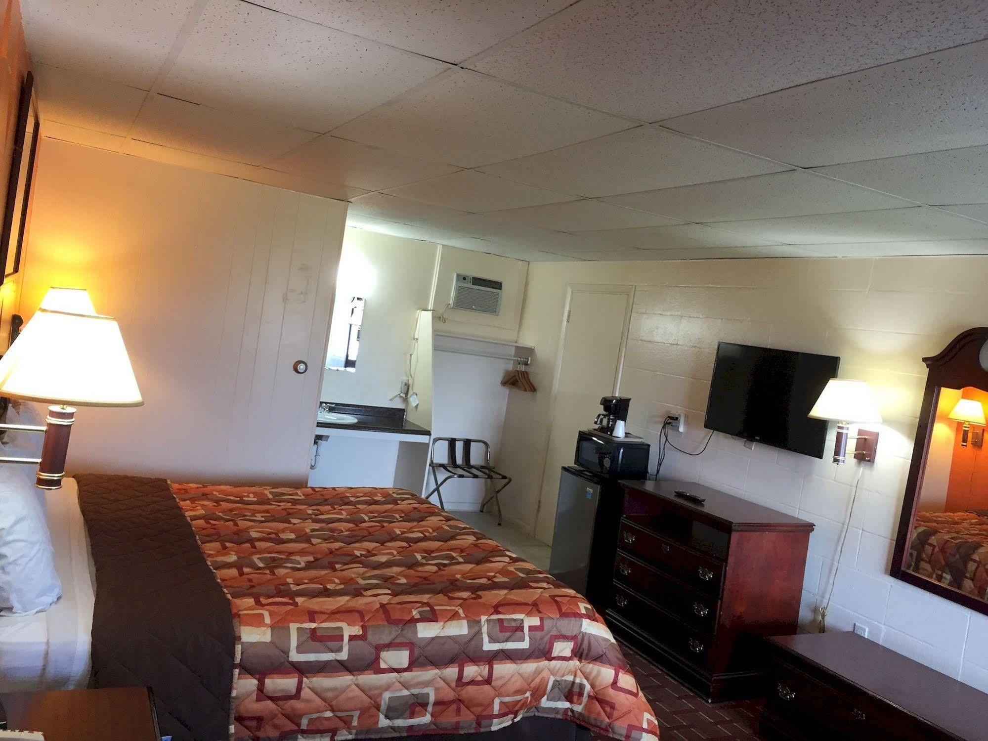 Scottish Inns Tonawanda Buitenkant foto